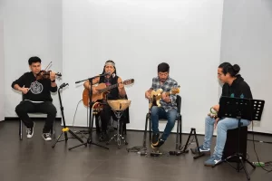 Imagen de número musical durante la Inauguración